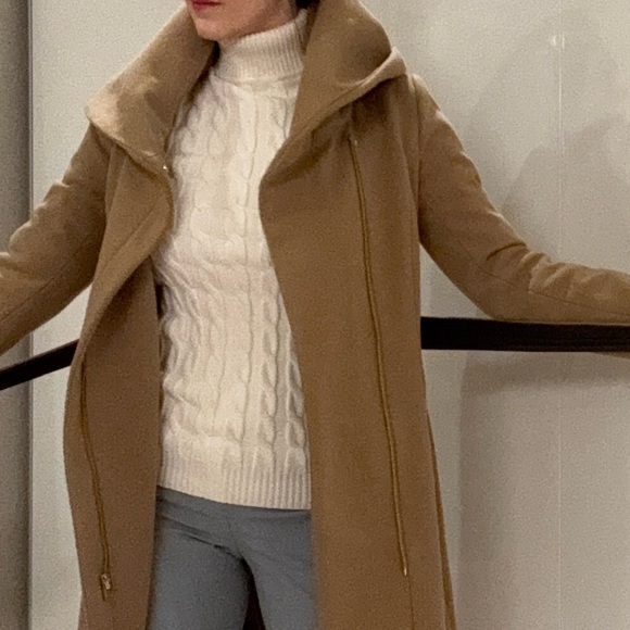 Turtleneck - Picture 2 of 12